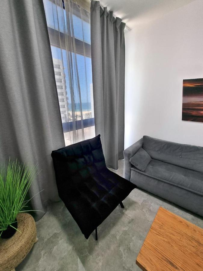 Sima Suite Ashdod Exterior photo