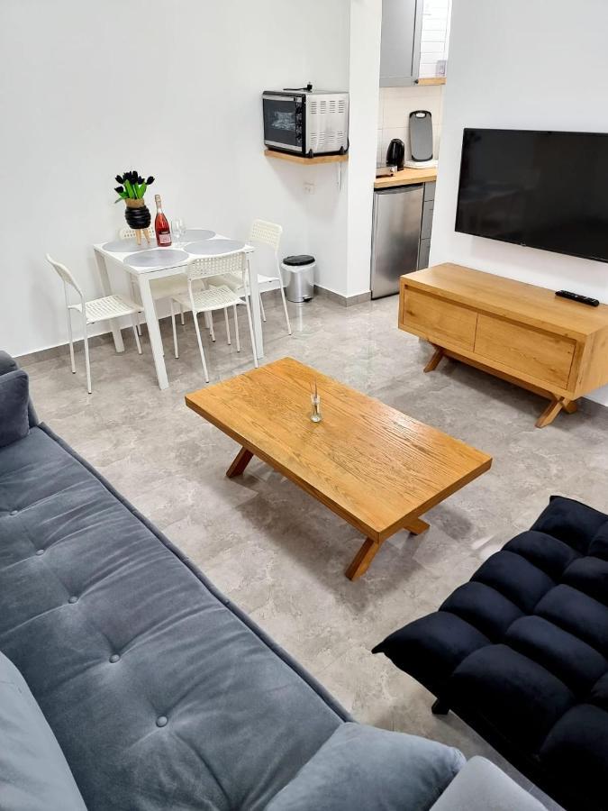 Sima Suite Ashdod Exterior photo