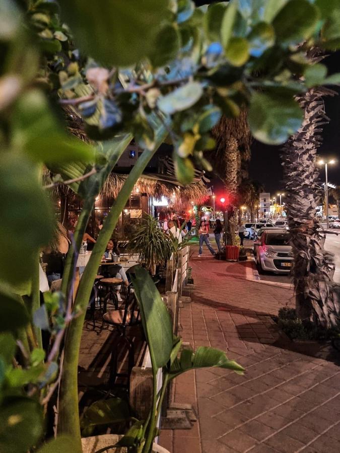 Sima Suite Ashdod Exterior photo